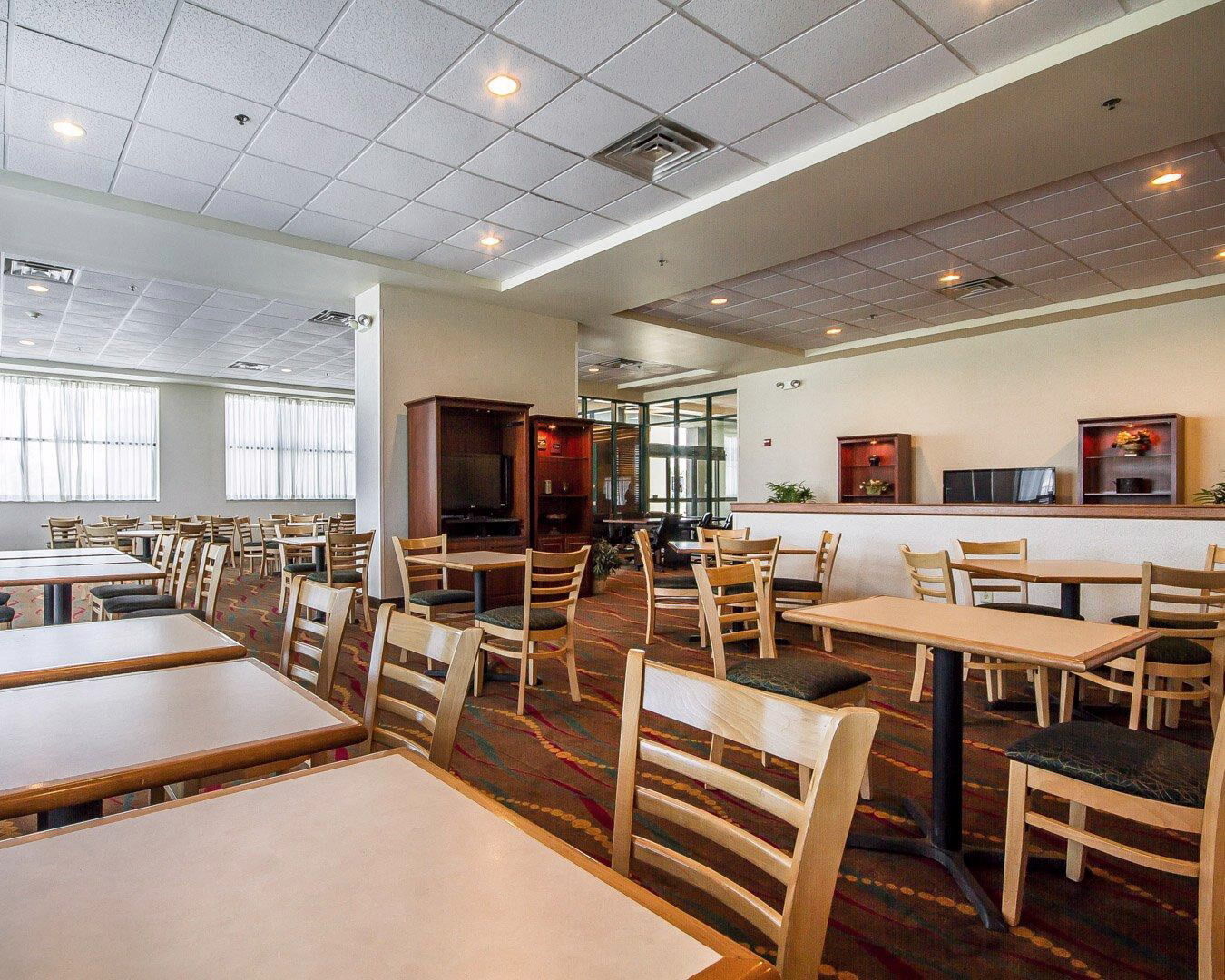 Clarion Suites At The Alliant Energy Center Madison Exterior foto